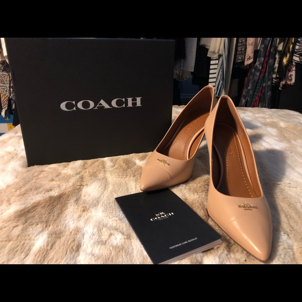 Coach beige nude size 5.5 signature heels